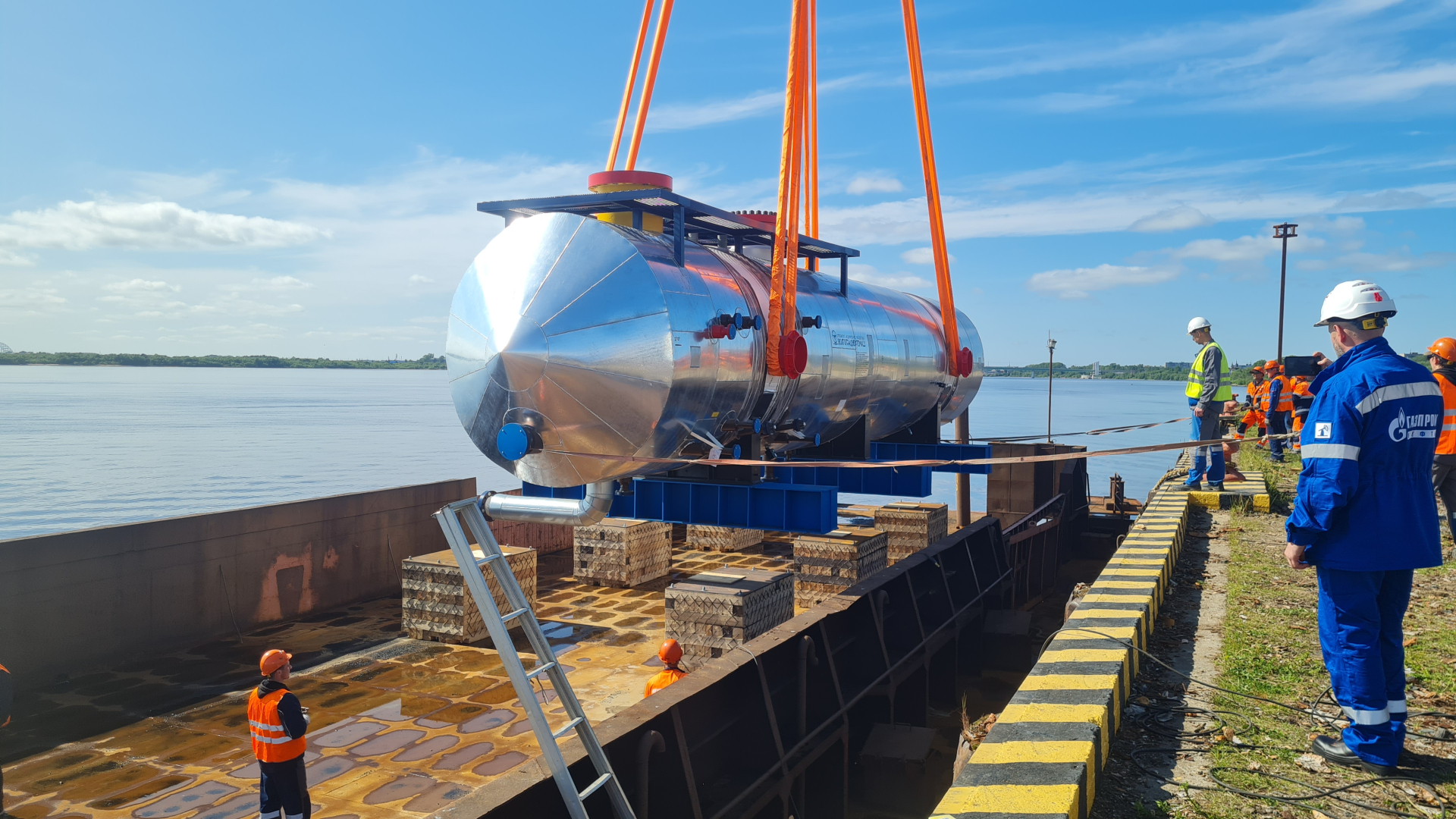 Архангельский речной порт: долгая навигация, масштабные проекты / Фото: