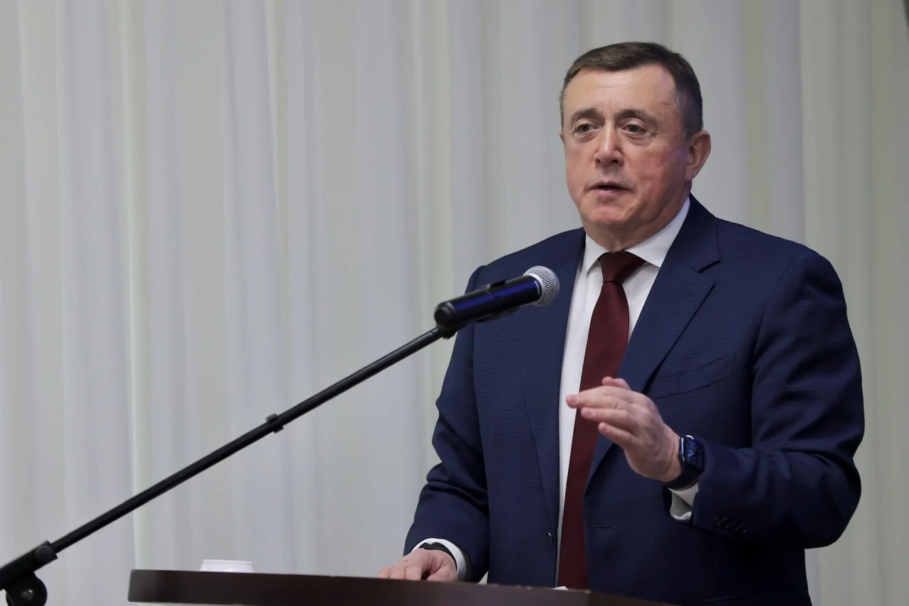 Валерий Лимаренко: "За последние годы серьезно усилили морское сообщение с Курильскими островами" / Фото: Телеграмм-канал Валерия Лимаренко