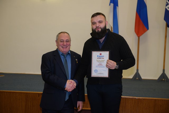 Награждение сотрудников "Севмаша"/ Фото: пресс-служба "Севмаша"