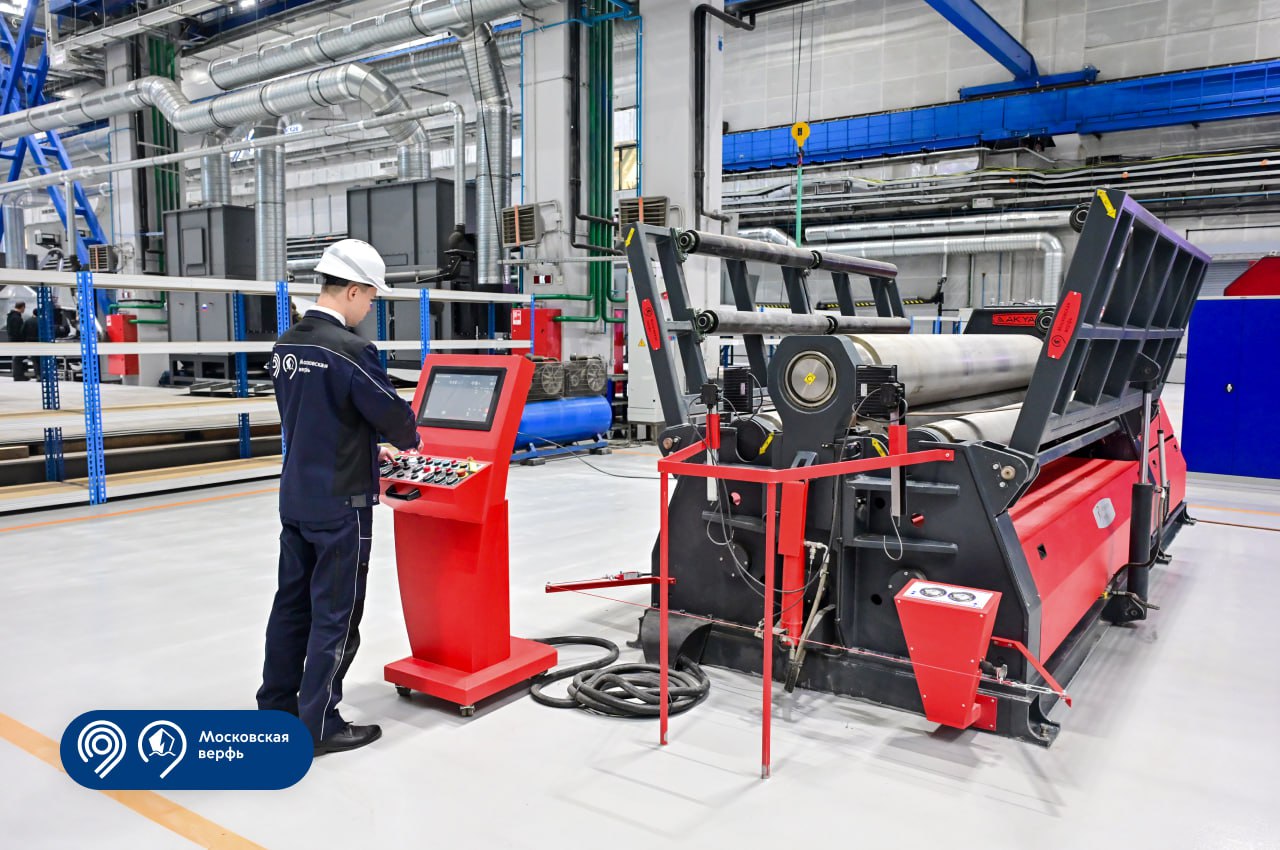 На Московской судоверфи строятся инновационные электросуда / Фото: телеграм-канал