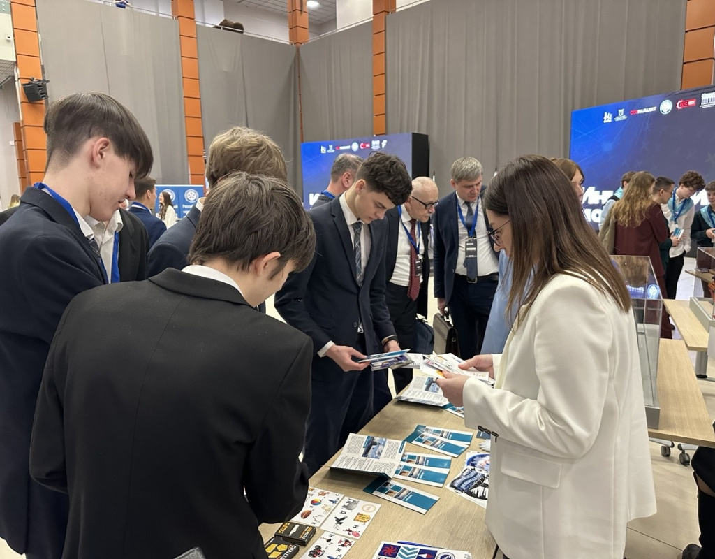 Молодые специалисты ОСК представили свои проекты на форуме в Петербурге / Фото: