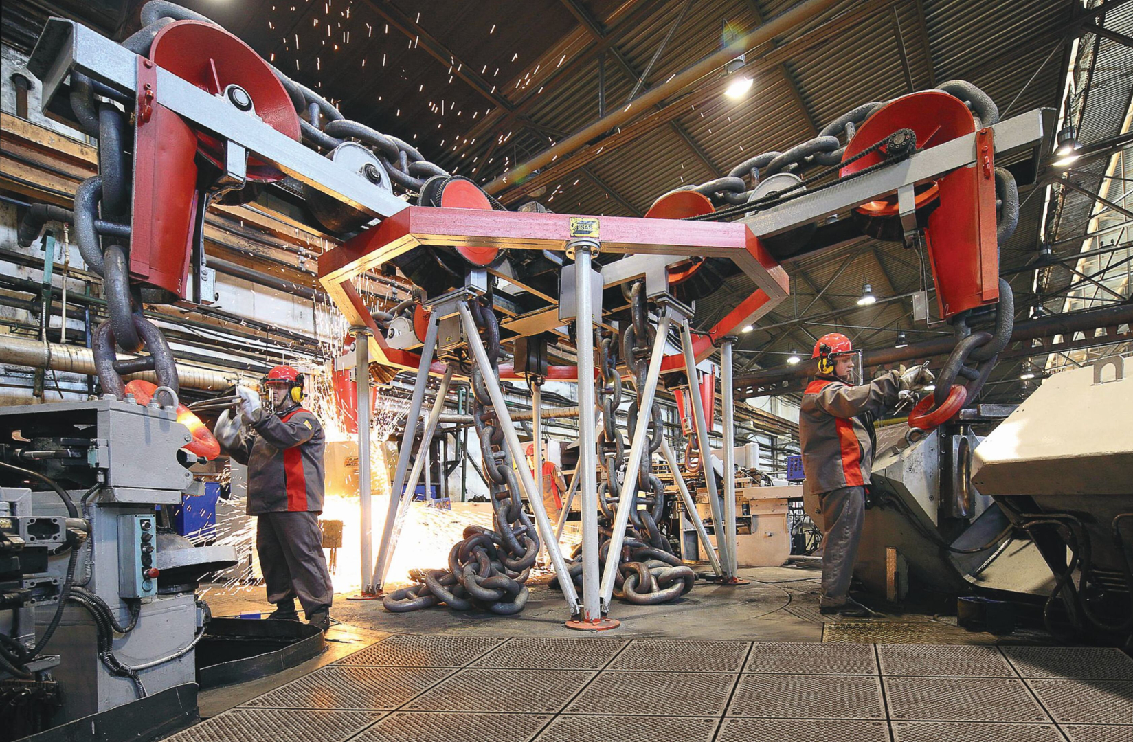 Между Арктикой и Китаем: „Завод Красный Якорь“ о вызовах российского судостроения / Фото: АО