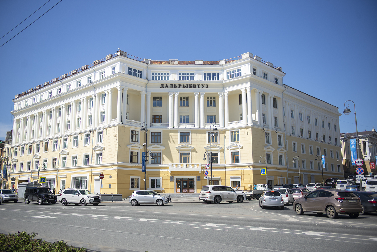 За последние несколько лет Дальрыбвтуз преобразился, и это положительно влияет на настрой студентов / Фото: пресс-служба Дальрыбвтуза