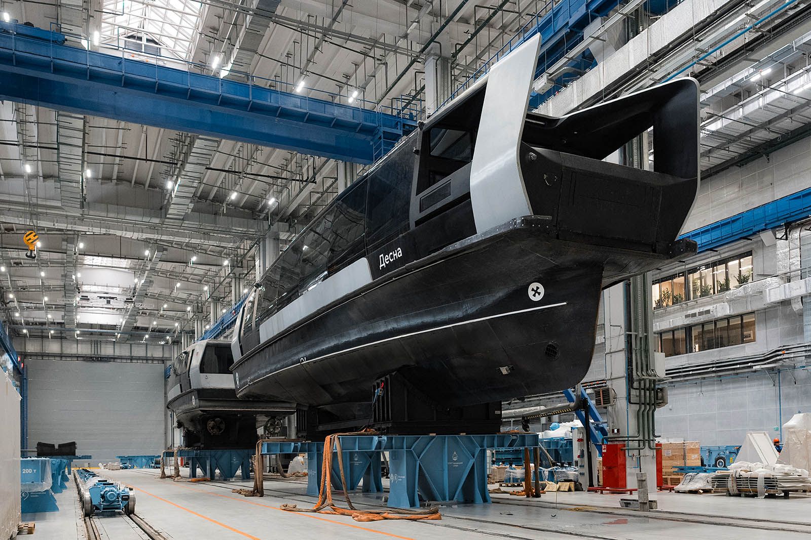 Электросуда городских маршрутов начали обслуживать на Московской верфи / Фото: Правительство Москвы