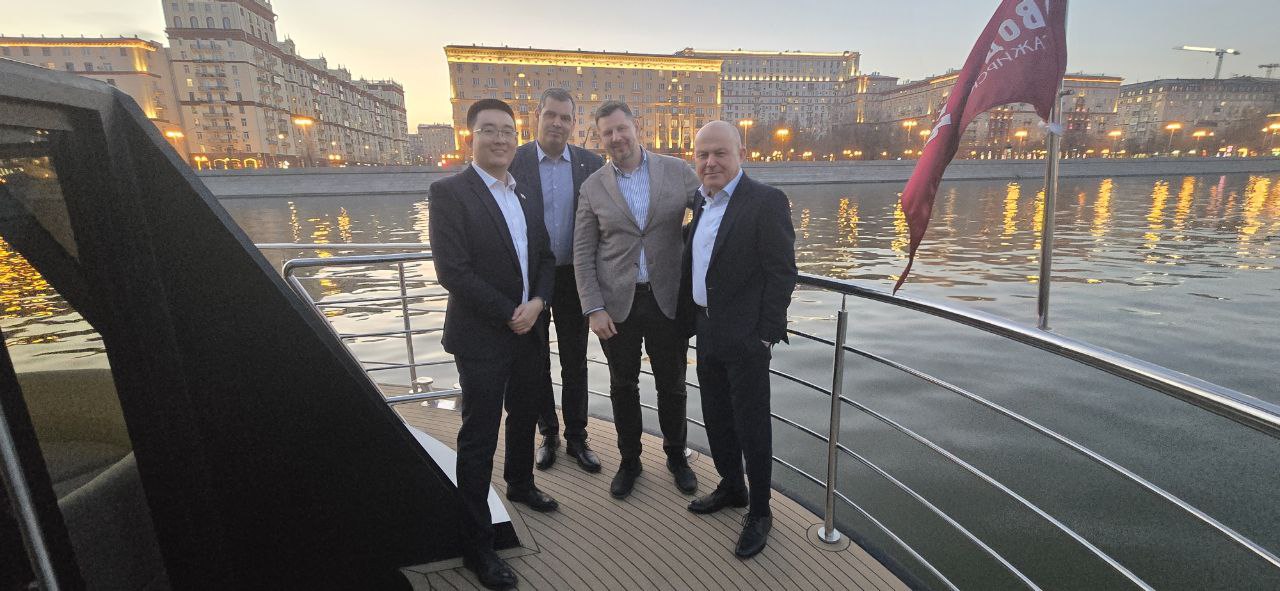 Рабочая встреча представителей РМРС и компании «Водоходъ. Пассажирский Порт» / Фото: РМРС