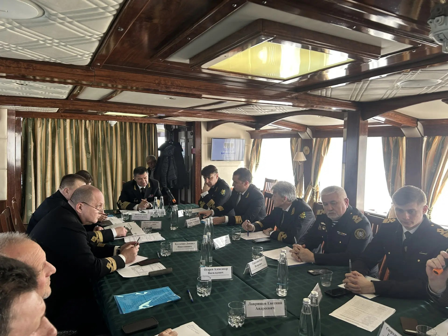 Руководитель Росморречфлота Андрей Тарасенко обсудил перспективы развития портов Ростовской области / Фото: Федеральное агенство морского и речного транспорта