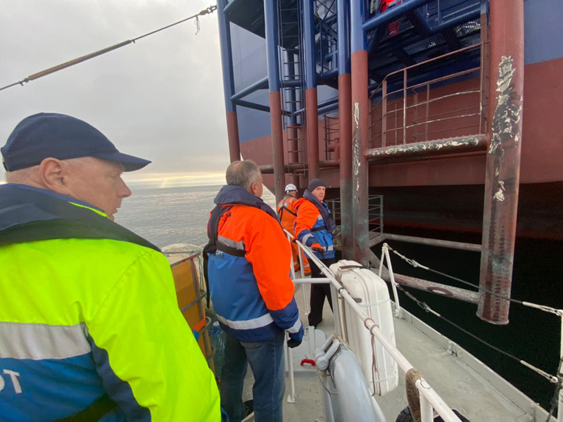 «Росморпорт» до конца 2026 года ввел понижающие коэффициенты на лоцманский сбор в порту Мурманск / Фото: