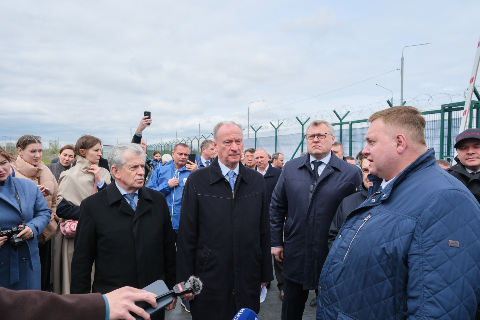 Николай Патрушев отметил необходимость полного цикла производства судовых двигателей на новом заводе / Фото: