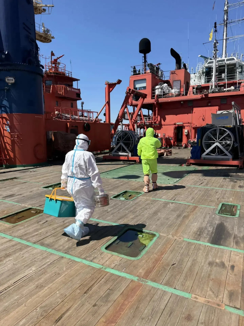 На МФАСС «Калас» в порту Корсаков провели противоэпидемические учения / Фото: Морспасслужба