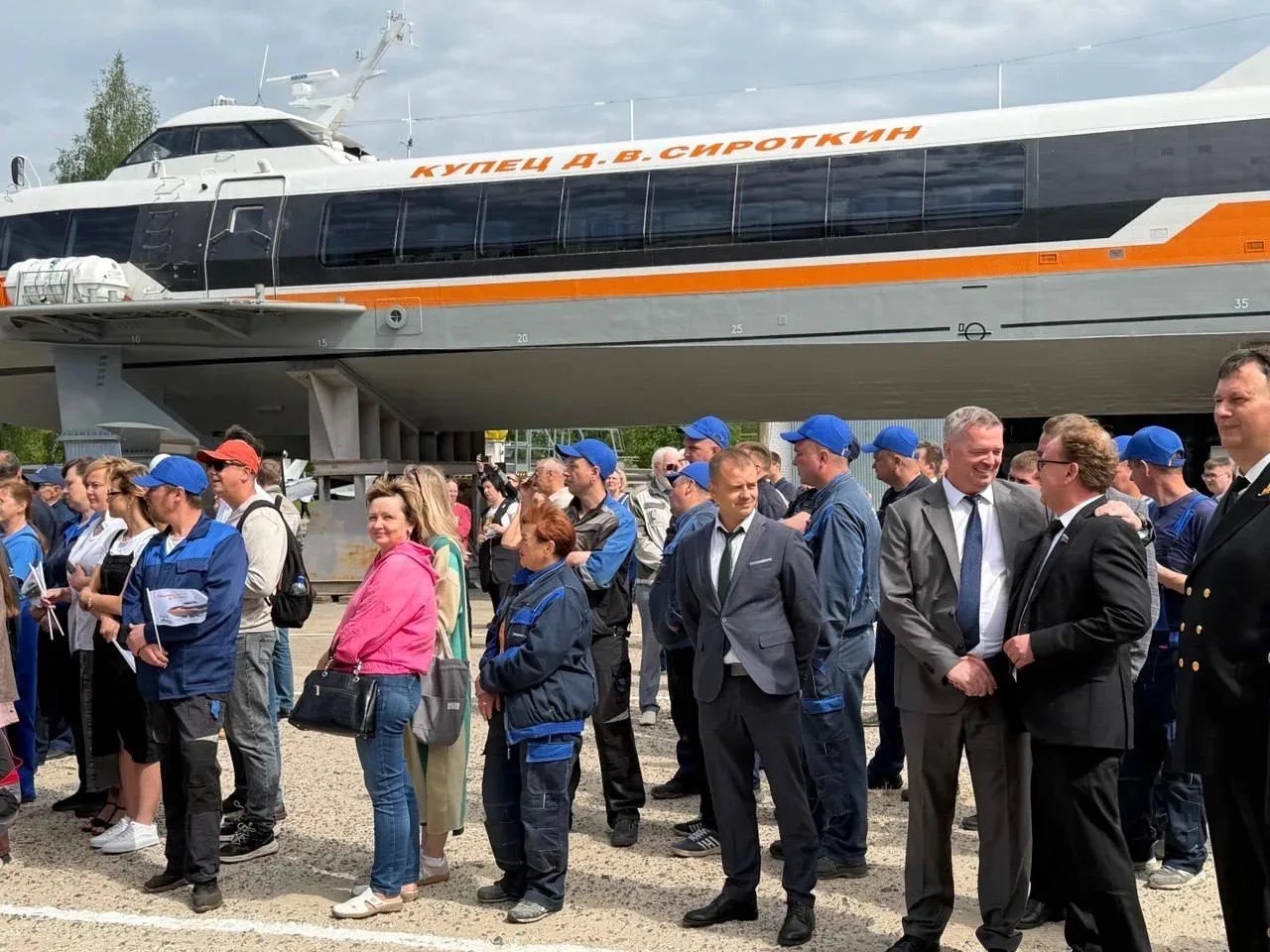 Два новых судна спущены на воду в Нижегородской области / Фото: Рустам Досаев