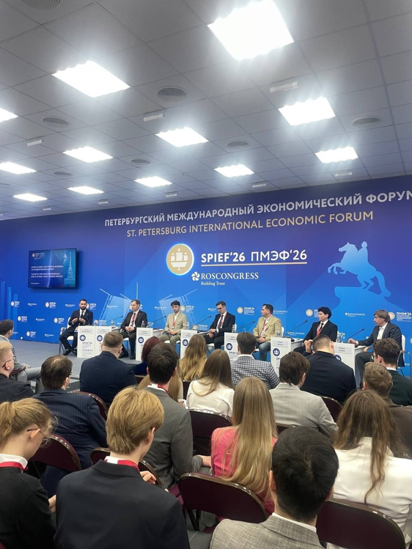 Молодые корабелы достойно представили «Северную верфь» ОСК на ПМЭФ-2026 / Фото: пресс-служба ПАО «Судостроительный завод «Северная верфь»