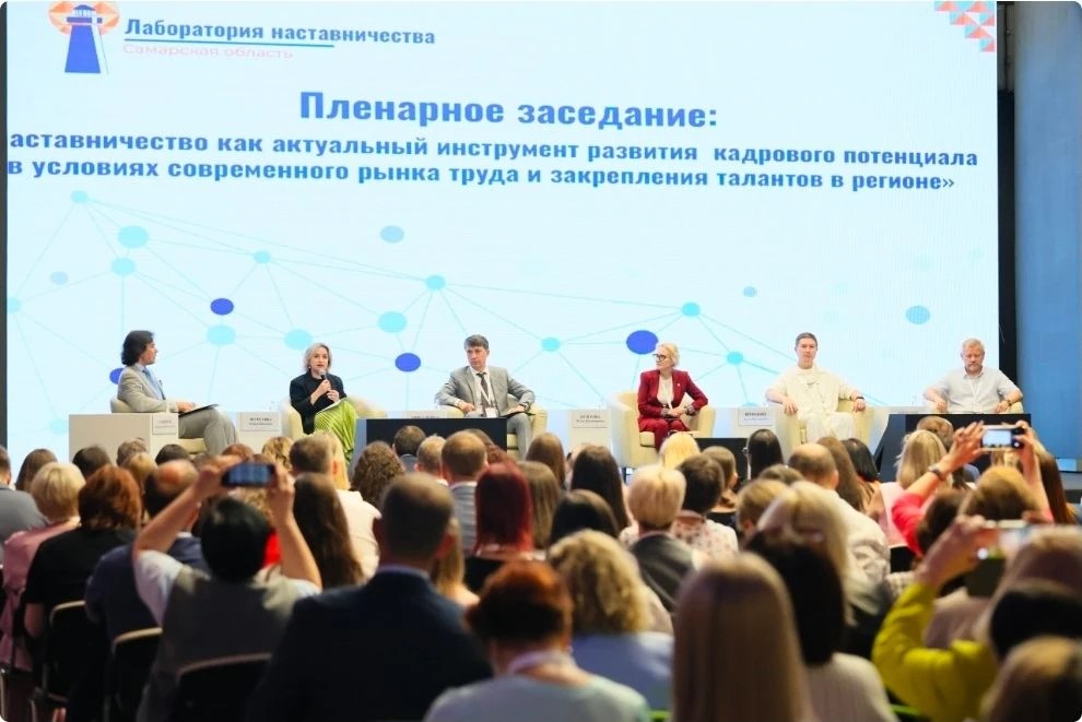 Керченские корабелы поделились опытом наставничества / Фото: АО «Судостроительный завод имени Б.Е. Бутомы»