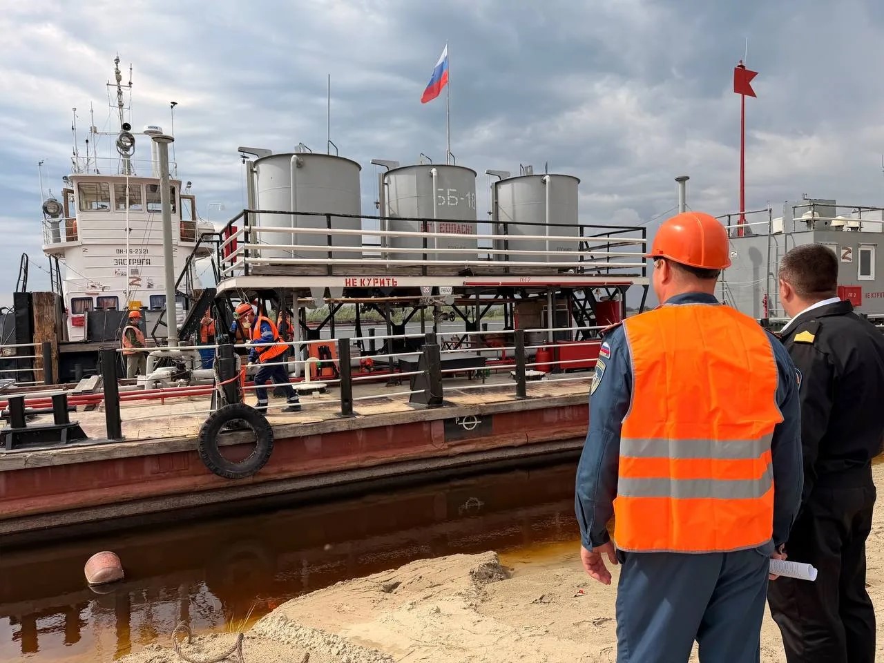 На Иртыше отработали действия по ликвидации разливов нефти / Фото: