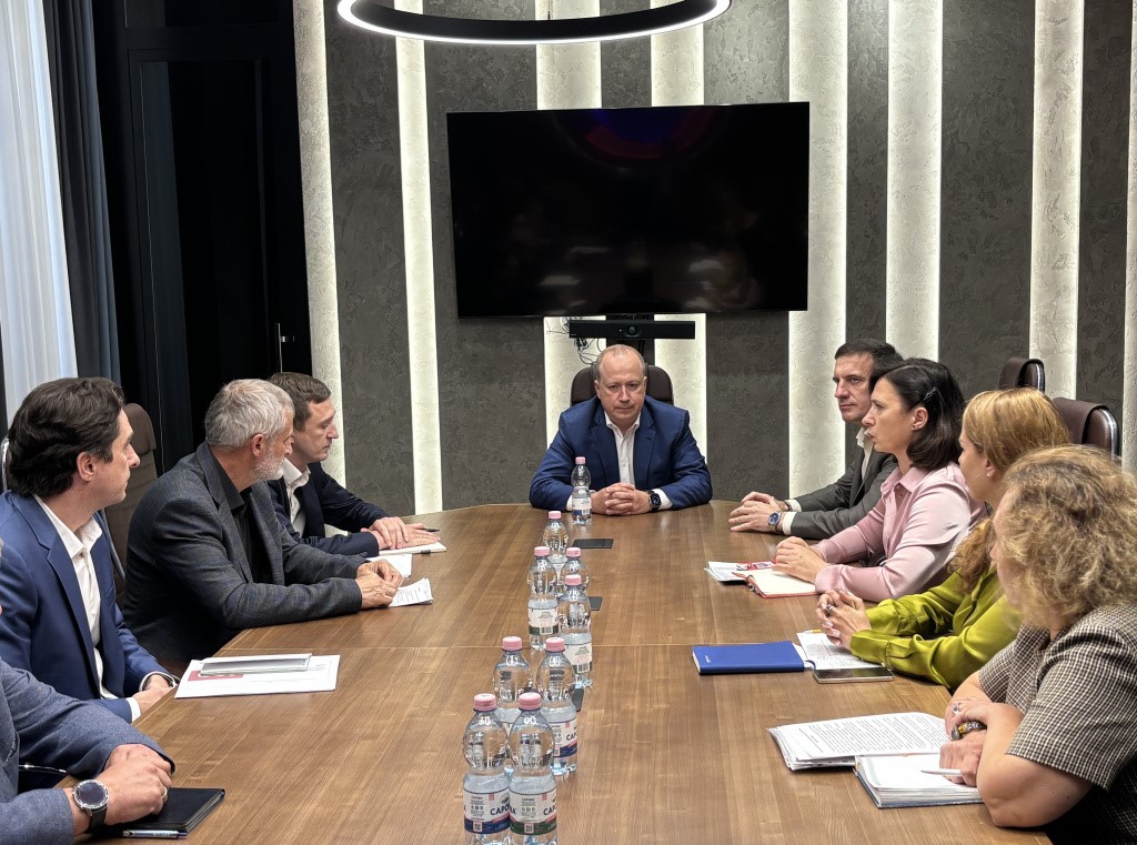 Гендиректор ОСК Андрей Пучков провел рабочее совещание с руководством завода "Красное Сормово" / Фото: пресс-служба ОСК