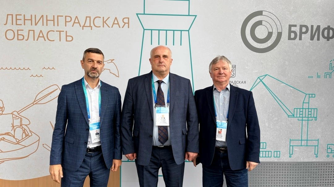 Руководитель «Всеволожского кранового завода» принял участие в Форуме «БРИФ’26» / Фото: