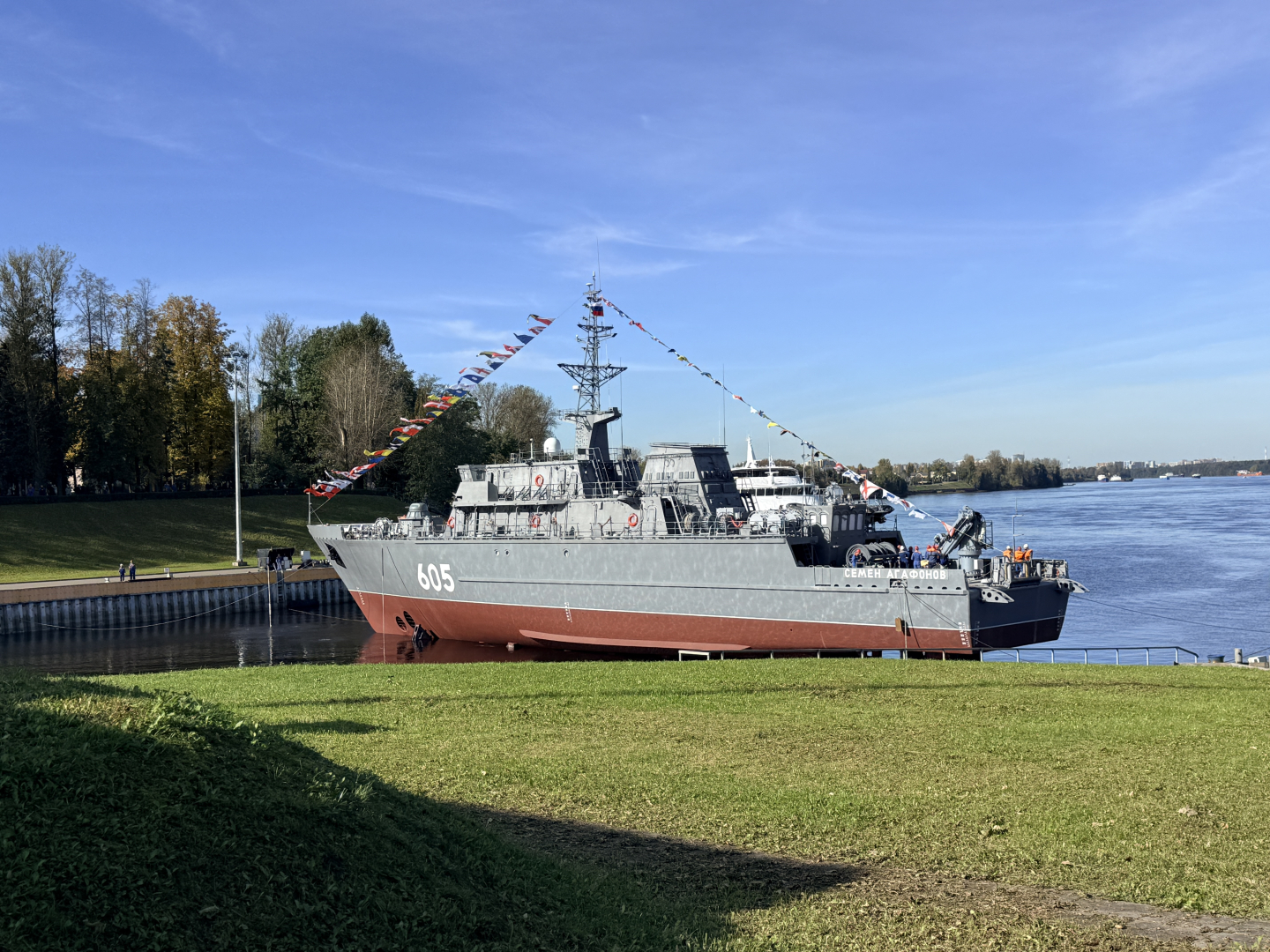 Спущен на воду морской тральщик «Семен Агафонов» проекта 12700 / Фото: пресс-служба ОСК