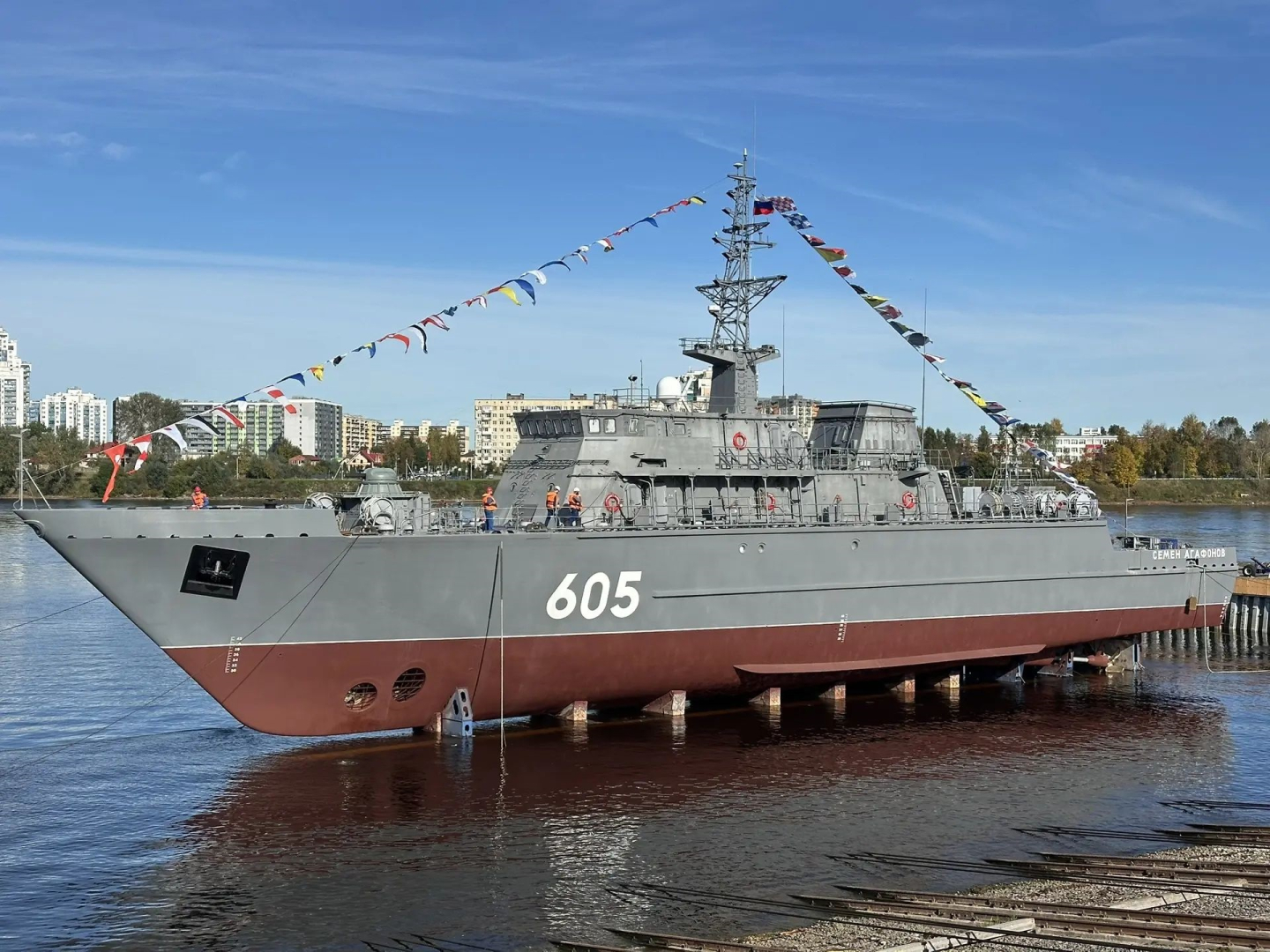 Спущен на воду морской тральщик «Семен Агафонов» проекта 12700 / Фото: пресс-служба ОСК