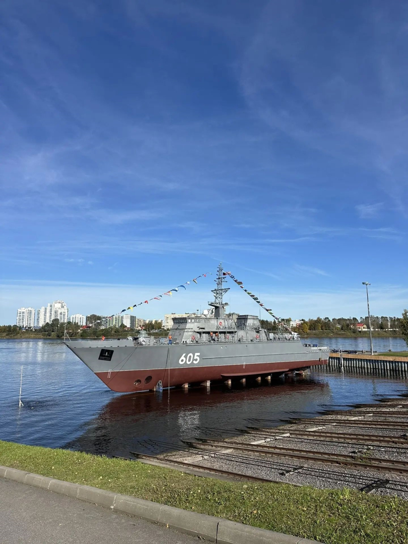 Спущен на воду морской тральщик «Семен Агафонов» проекта 12700 / Фото: пресс-служба ОСК