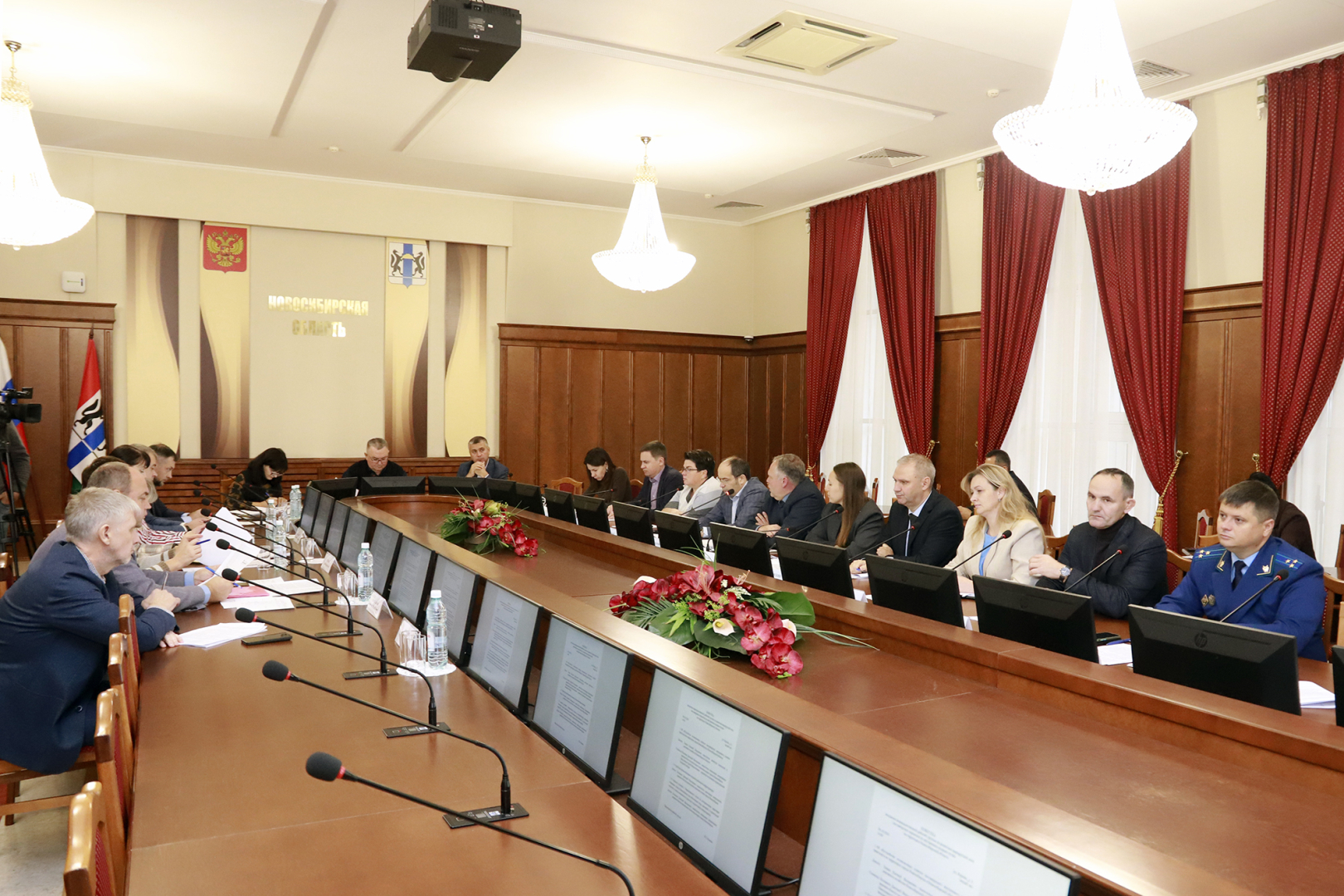 В Законодательном Собрании Новосибирской области / Фото: Пресс-служба Законодательного Собрания Новосибирской области
